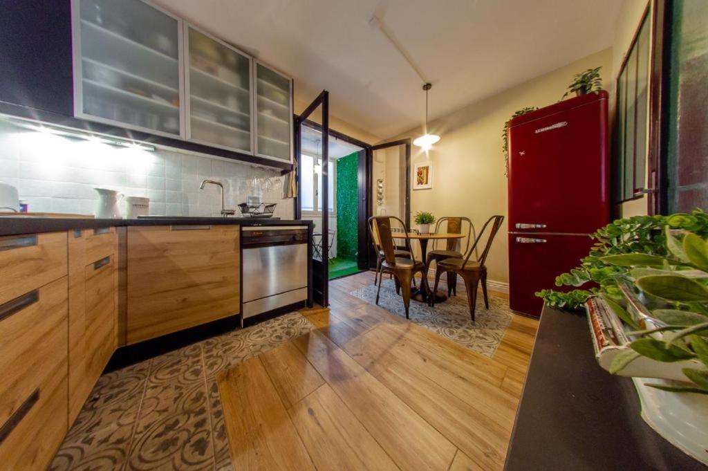 Retromirabeau - Chambre Suite & Appartements De Charme - Localisation Premium Narbonne Kültér fotó